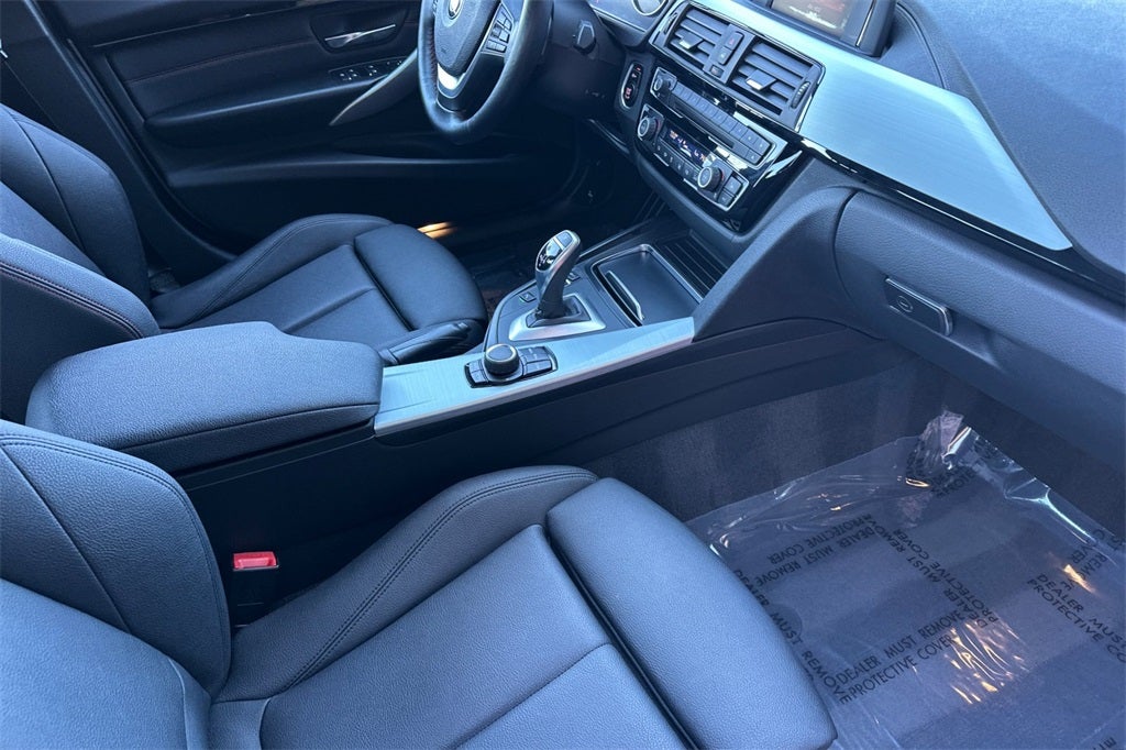 2018 BMW 3 Series 330i