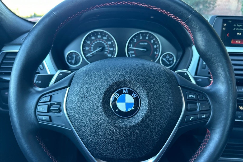 2018 BMW 3 Series 330i