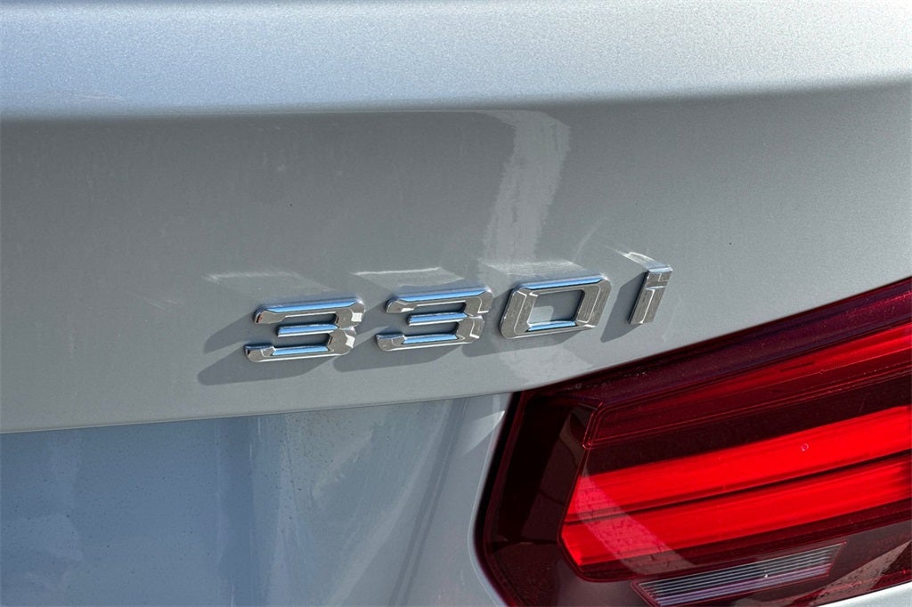 2018 BMW 3 Series 330i