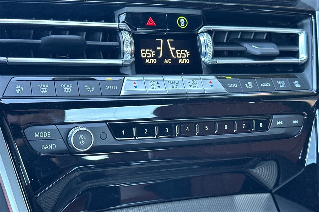 2026 BMW 8 Series 840i