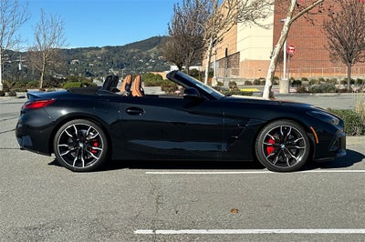 2026 BMW Z4 sDrive M40i