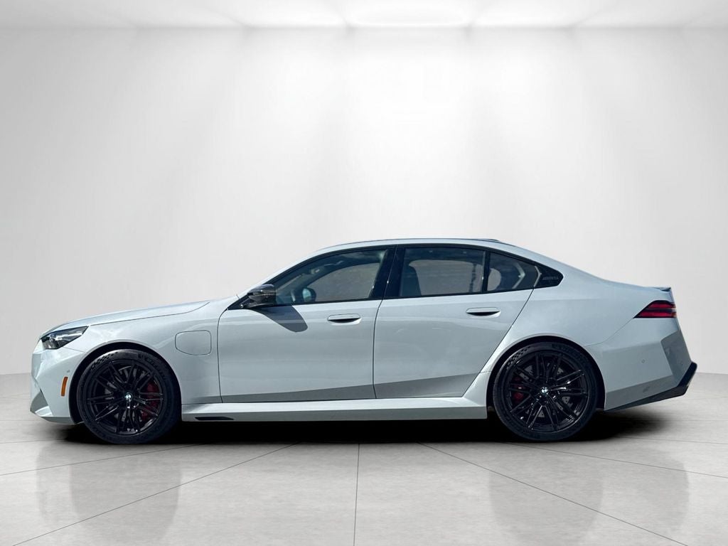2025 BMW M5 Base