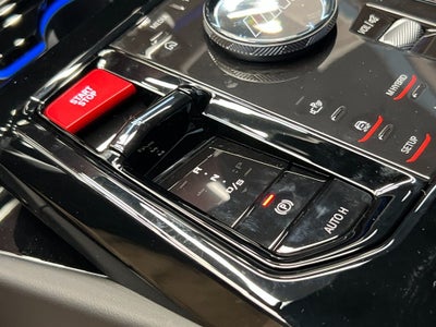 2027 BMW M5 Base