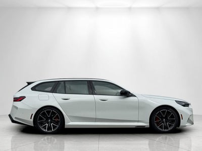 2027 BMW M5 Base