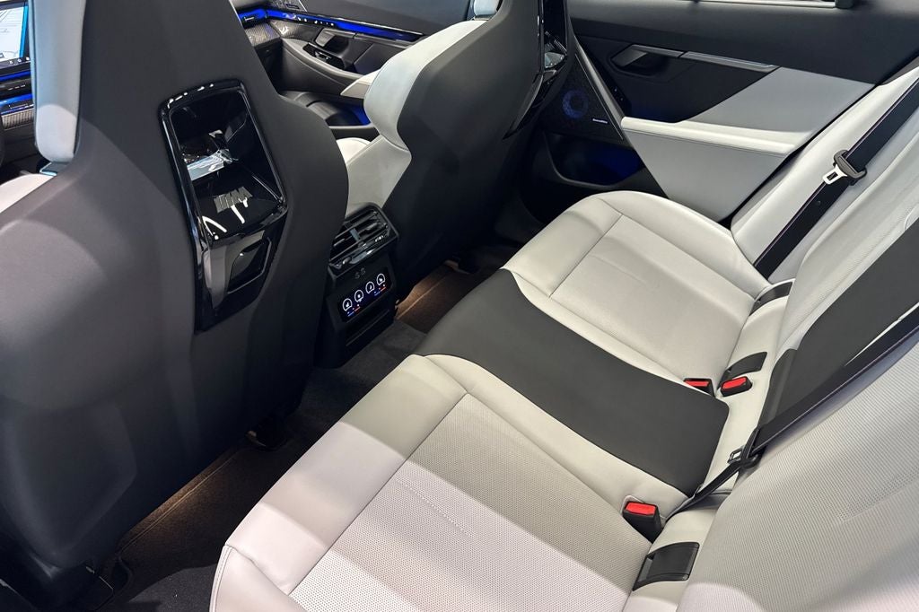 2026 BMW M5 Base