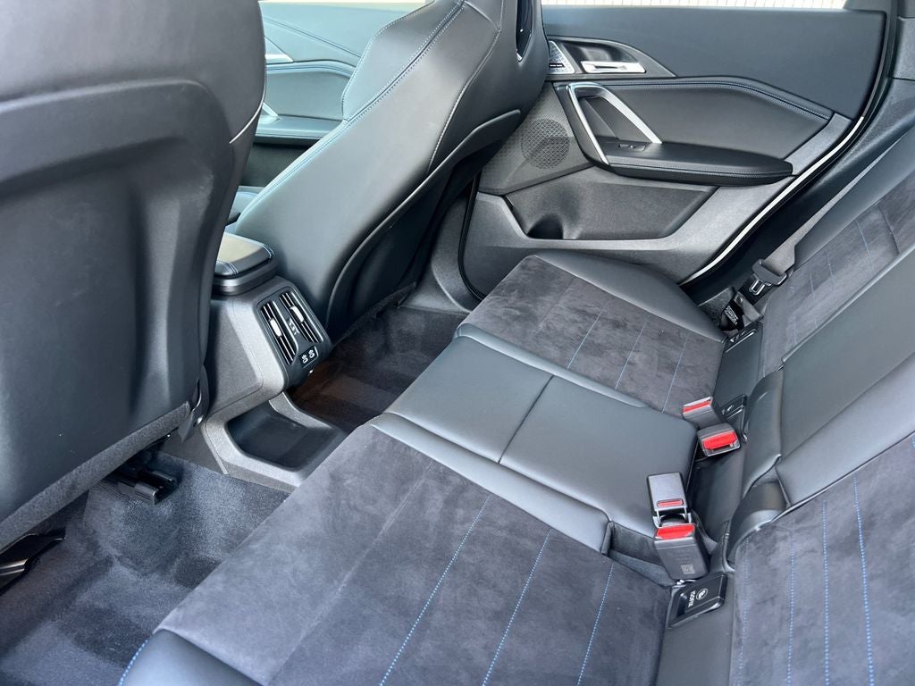 2025 BMW X1 M35i