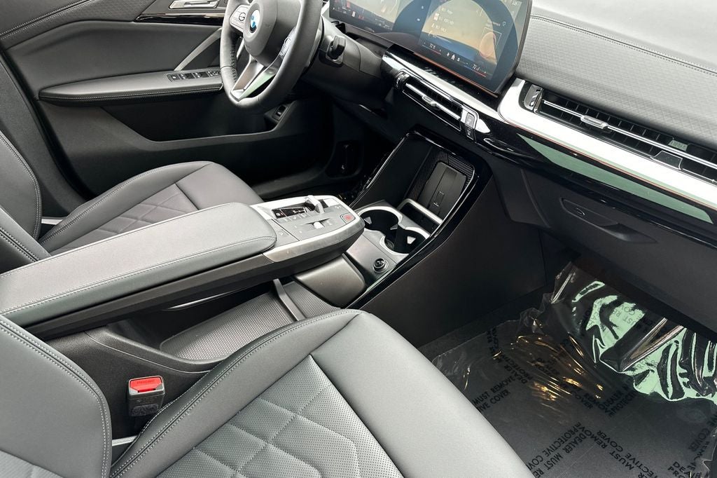 2025 BMW X2 xDrive28i