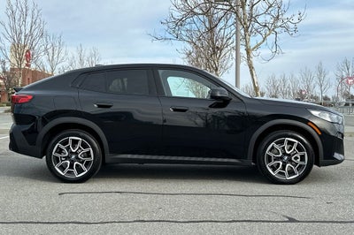 2025 BMW X2 xDrive28i