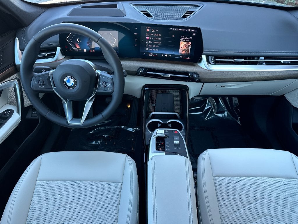 2027 BMW X1 xDrive28i