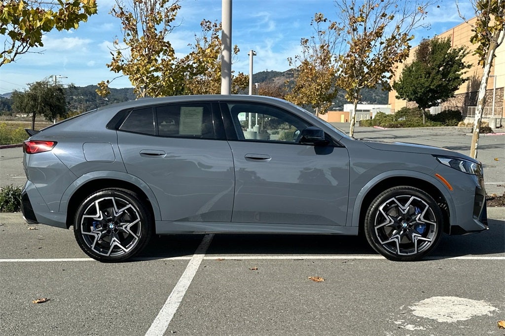 2025 BMW X2 M35i