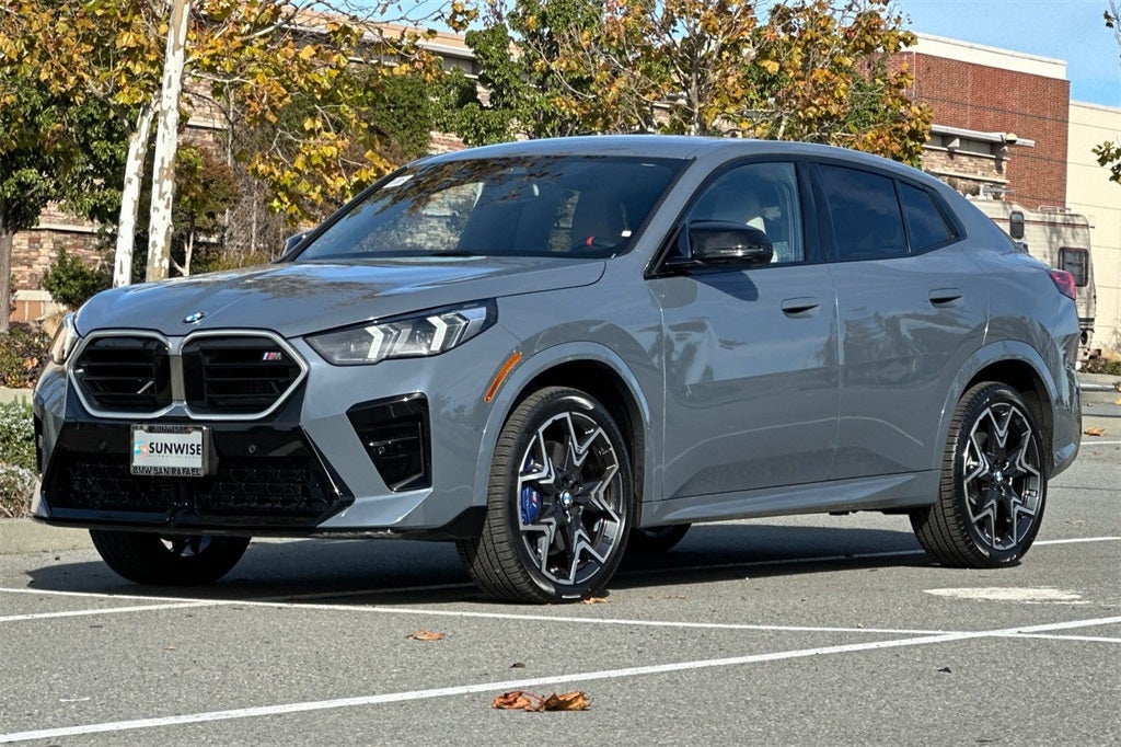 2025 BMW X2 M35i