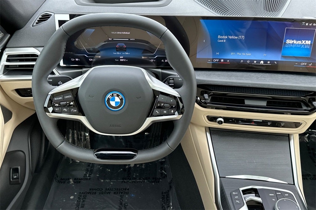 2025 BMW i4 eDrive40