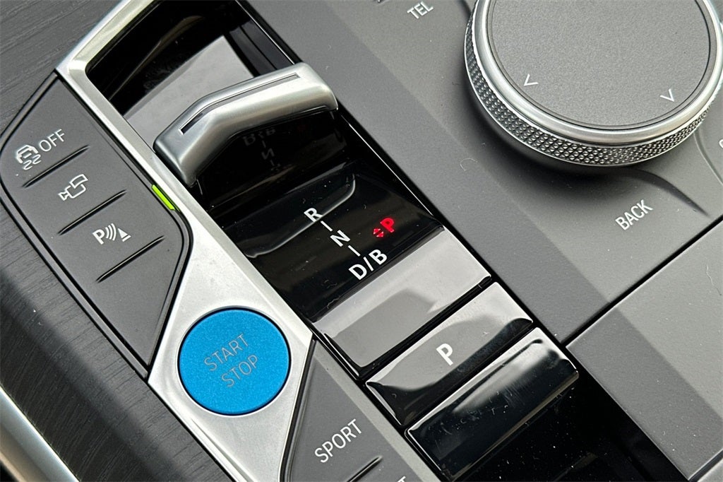 2025 BMW i4 eDrive40