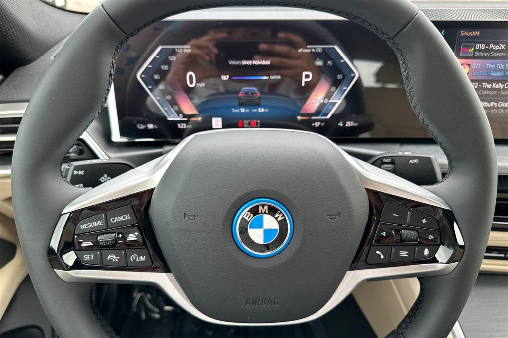 2025 BMW i4 eDrive40