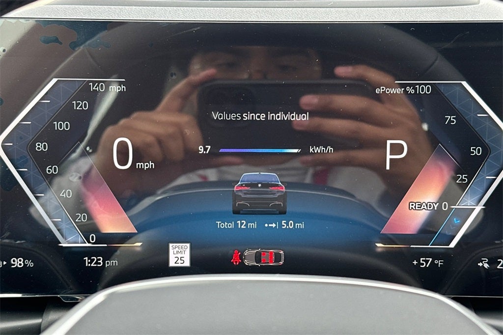 2025 BMW i4 eDrive40