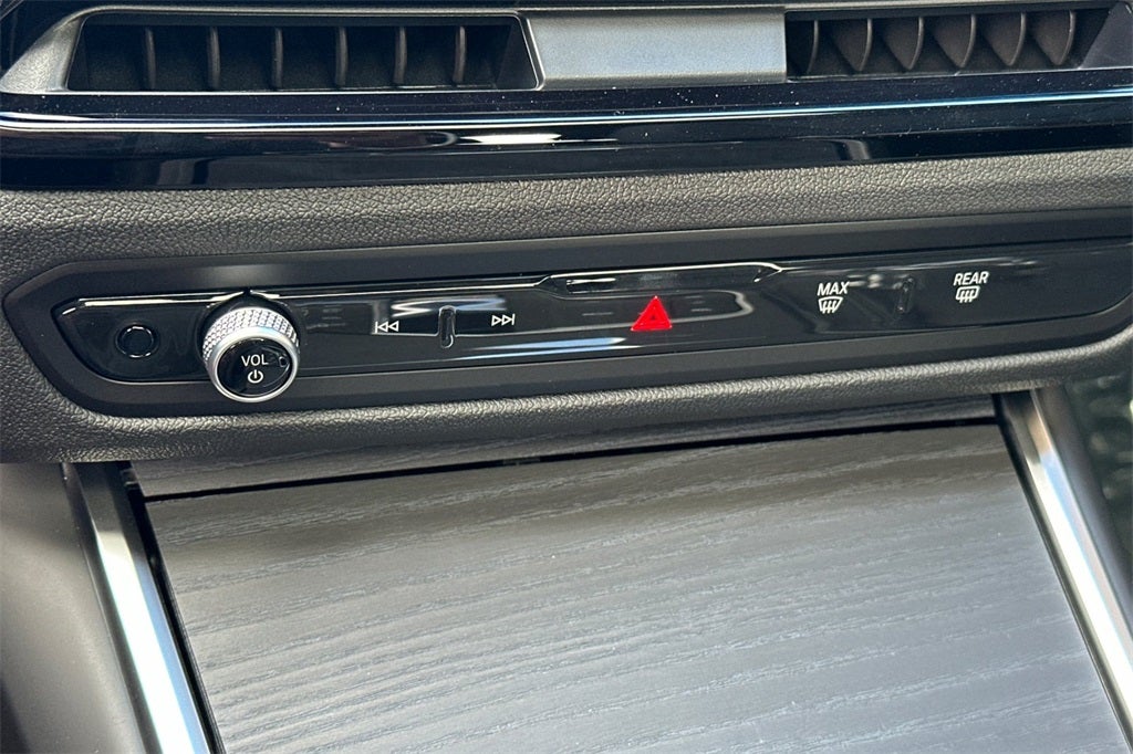 2025 BMW i4 eDrive40