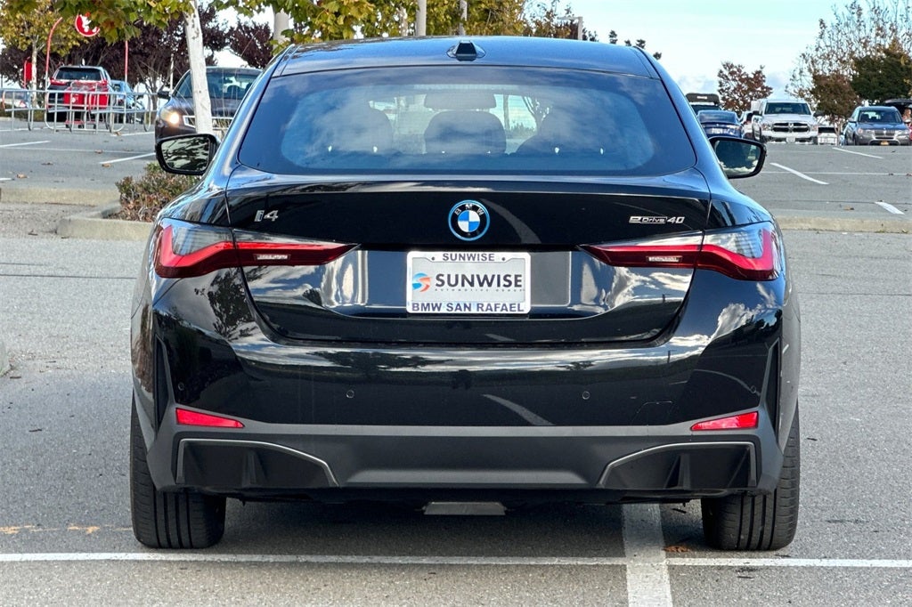 2025 BMW i4 eDrive40