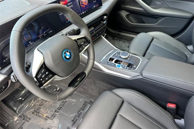 2025 BMW i4 eDrive40