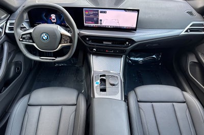 2025 BMW i4 eDrive40