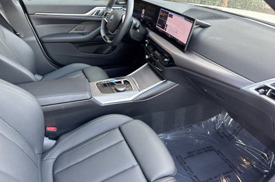 2025 BMW i4 eDrive40