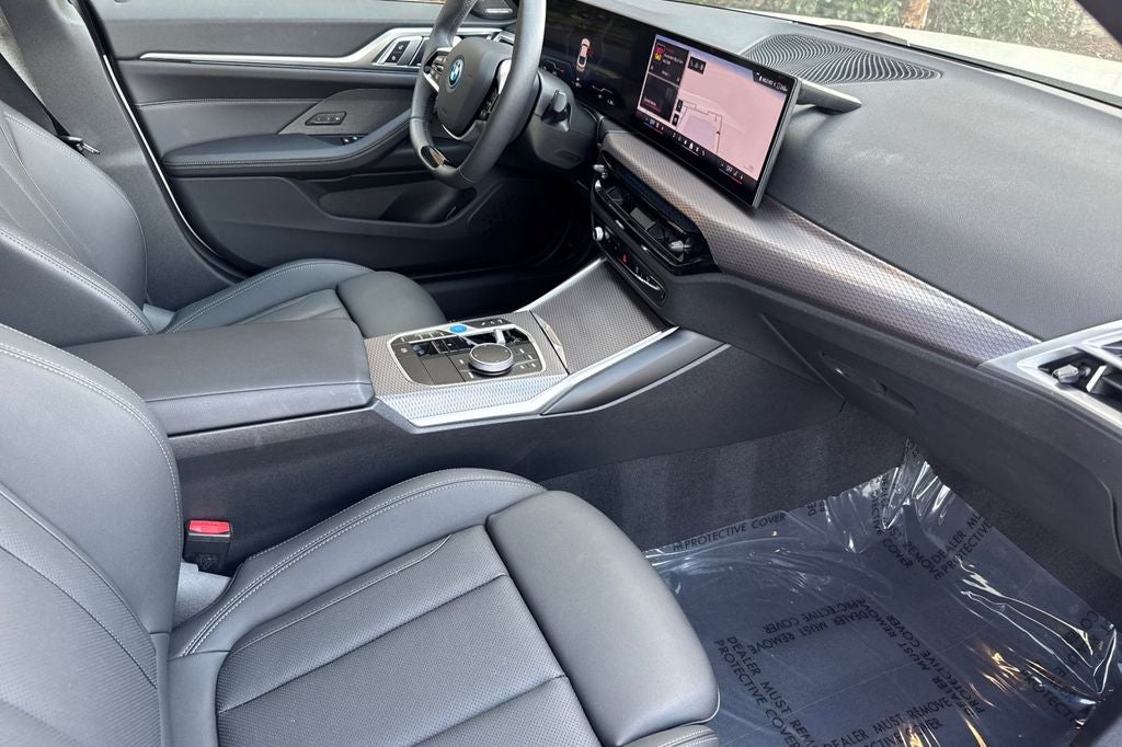 2025 BMW i4 eDrive40