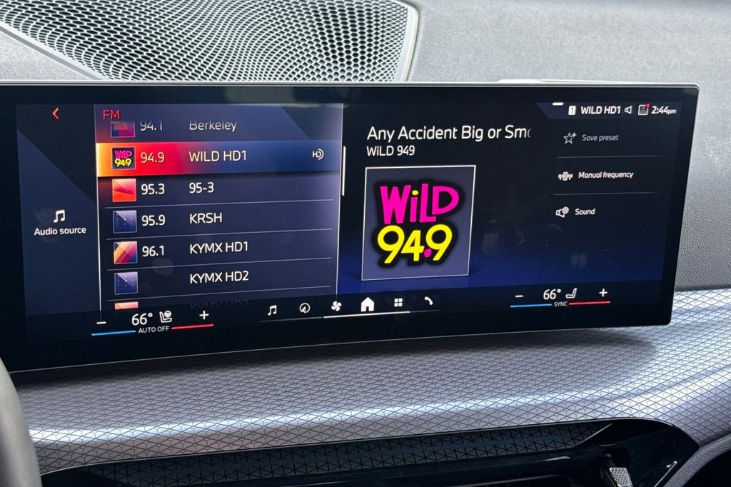 2025 BMW i4 eDrive40