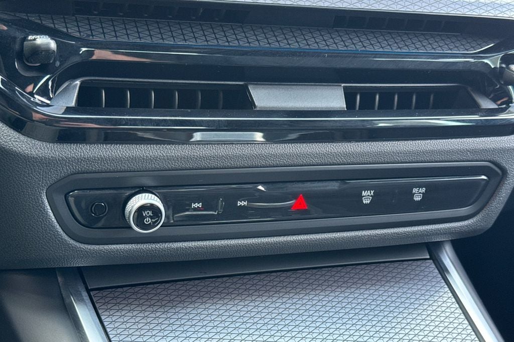 2025 BMW i4 eDrive40