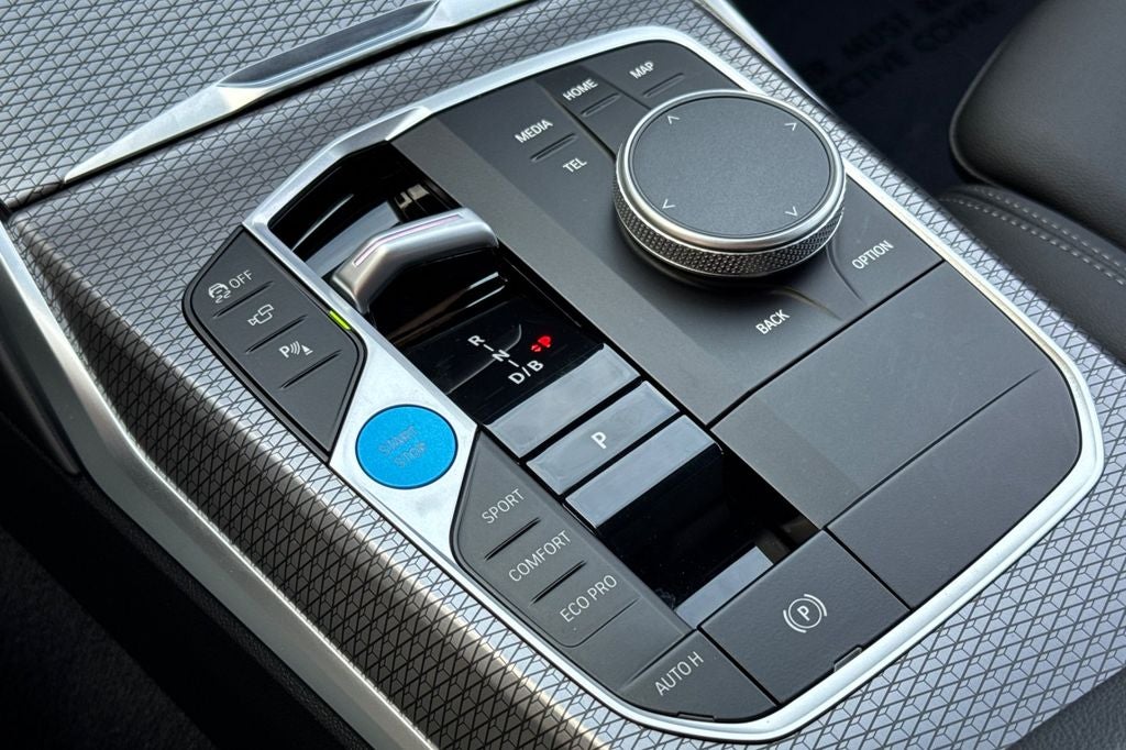 2025 BMW i4 eDrive40