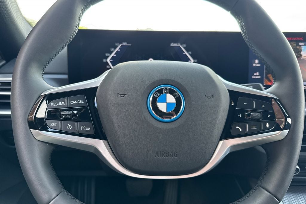 2025 BMW i4 eDrive40