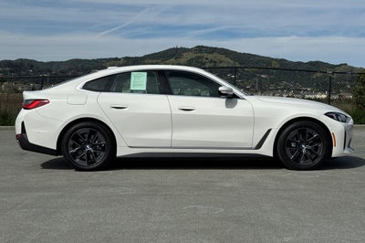 2025 BMW i4 eDrive40