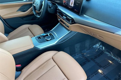 2025 BMW i4 eDrive40