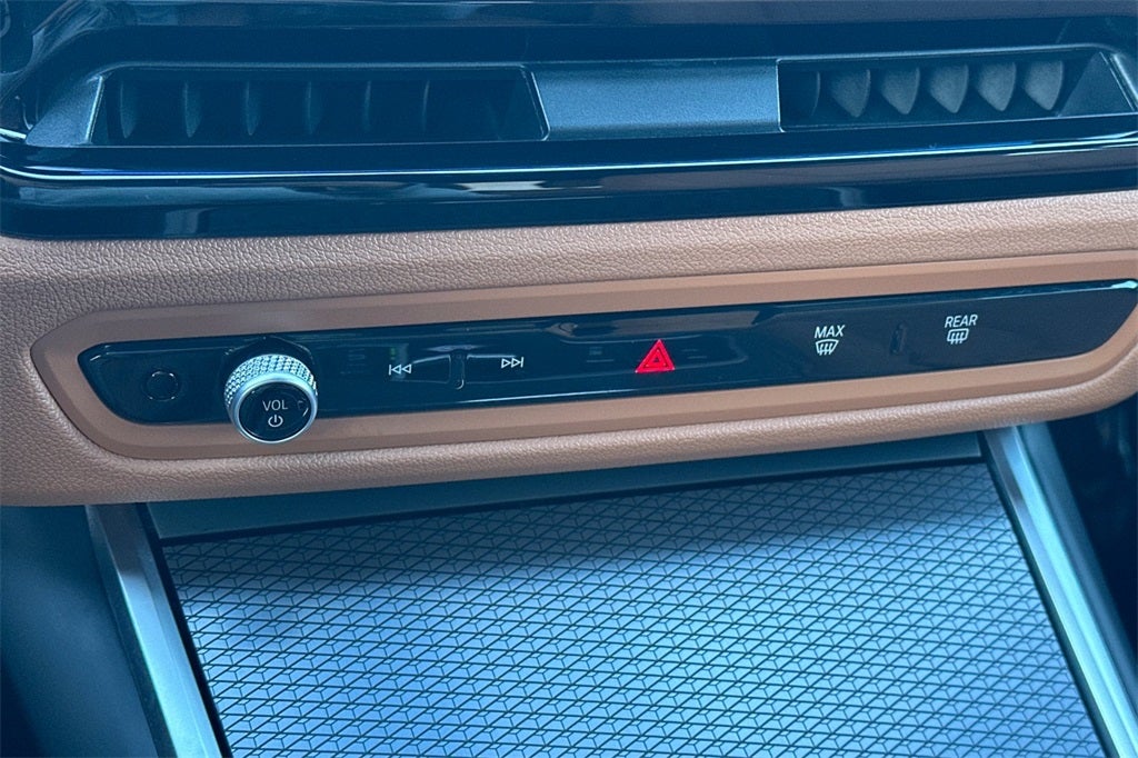 2025 BMW i4 eDrive40