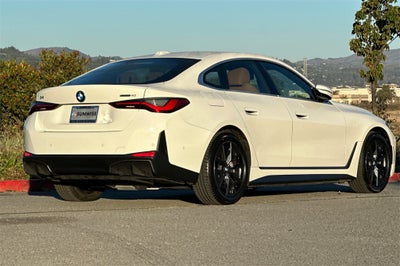 2025 BMW i4 eDrive40