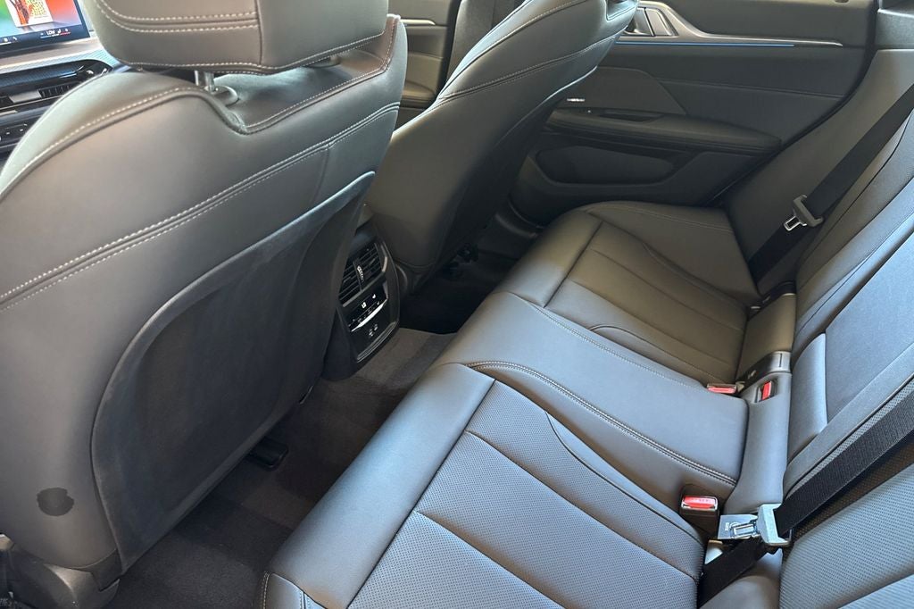 2025 BMW i4 eDrive40