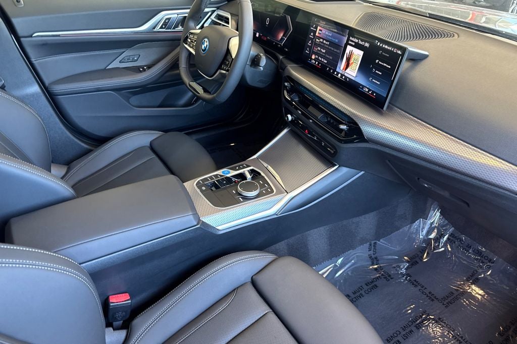 2025 BMW i4 eDrive40