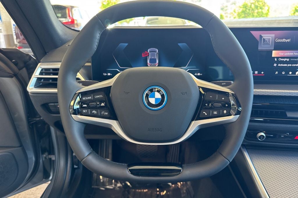 2025 BMW i4 eDrive40