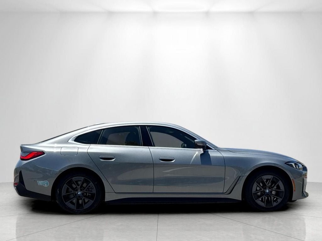 2025 BMW i4 eDrive40