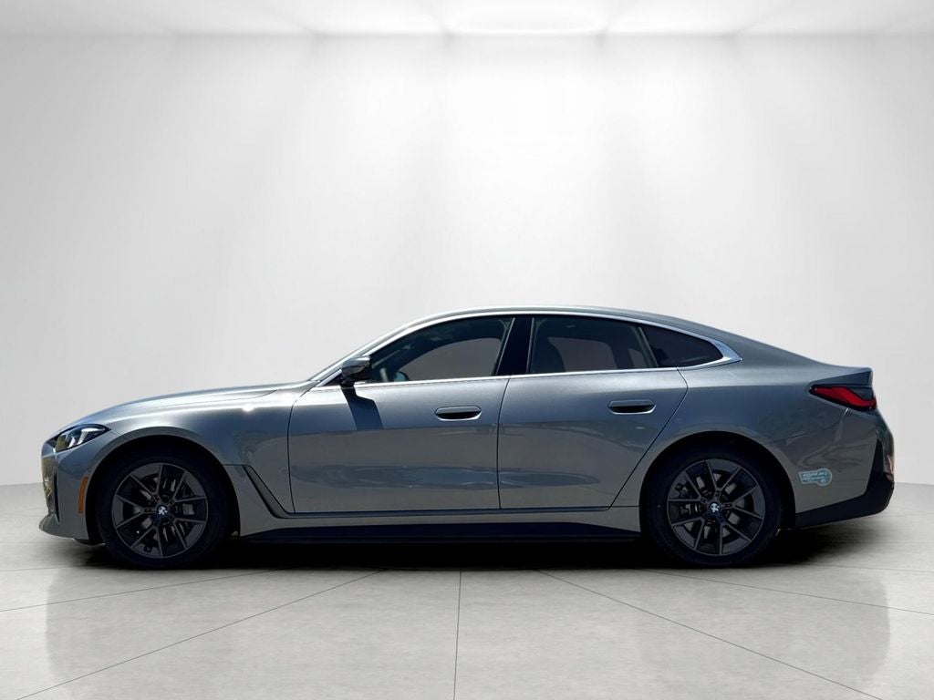 2025 BMW i4 eDrive40