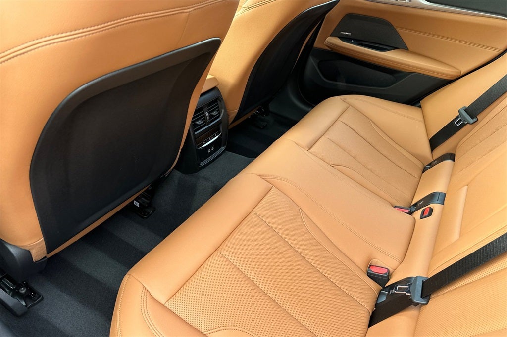 2025 BMW i4 eDrive40