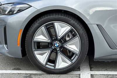 2025 BMW i4 eDrive40