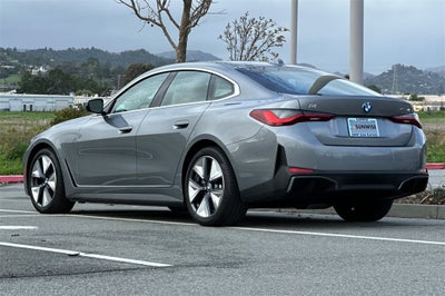 2025 BMW i4 eDrive40