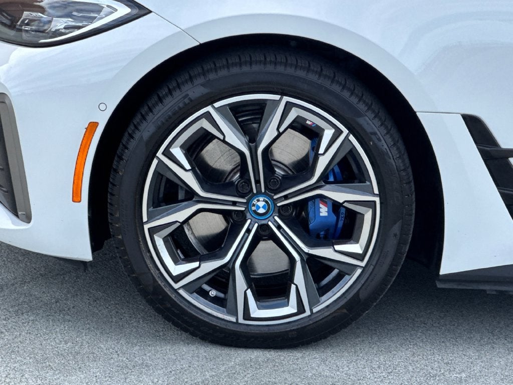 2023 BMW i4 M50