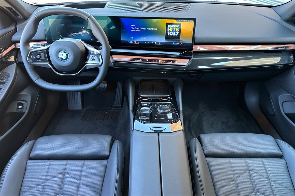 2024 BMW i5 eDrive40