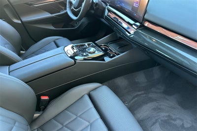 2024 BMW i5 eDrive40