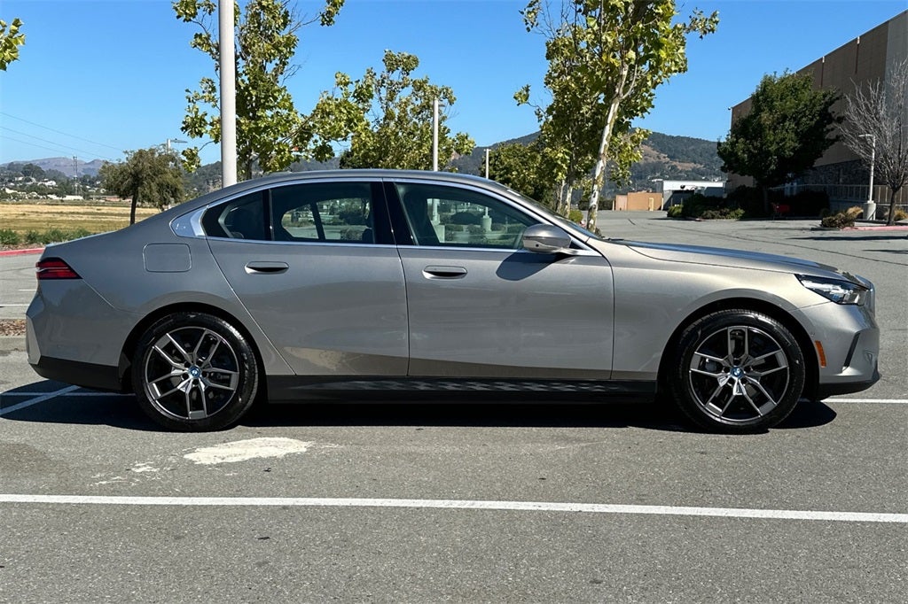 2024 BMW i5 eDrive40