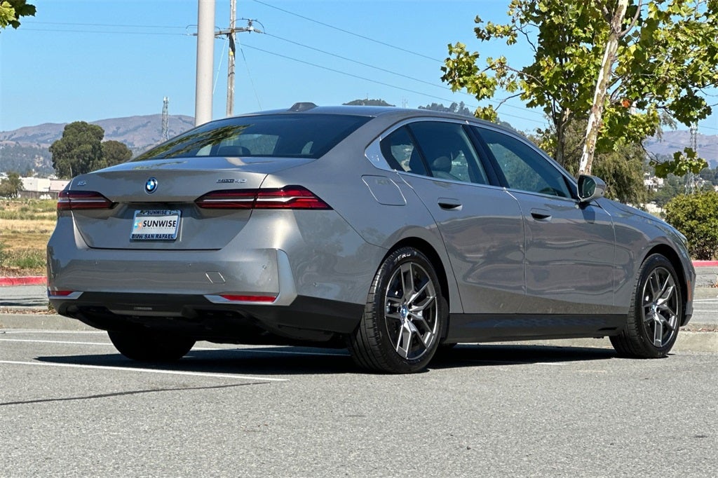 2024 BMW i5 eDrive40