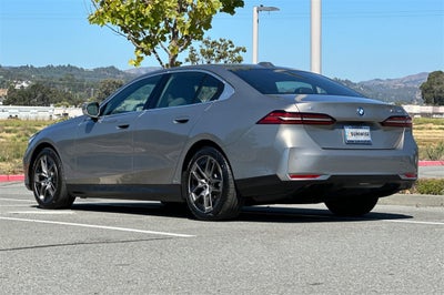 2024 BMW i5 eDrive40