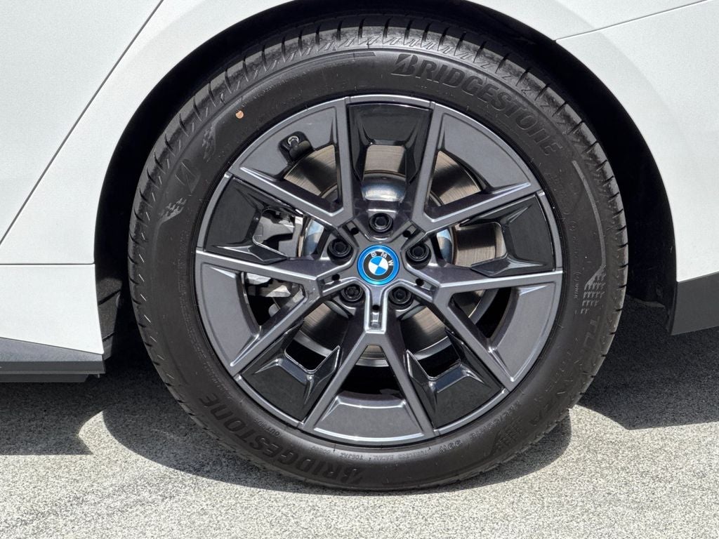 2023 BMW i4 eDrive35