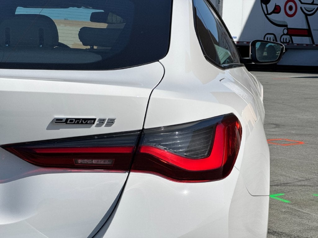 2023 BMW i4 eDrive35