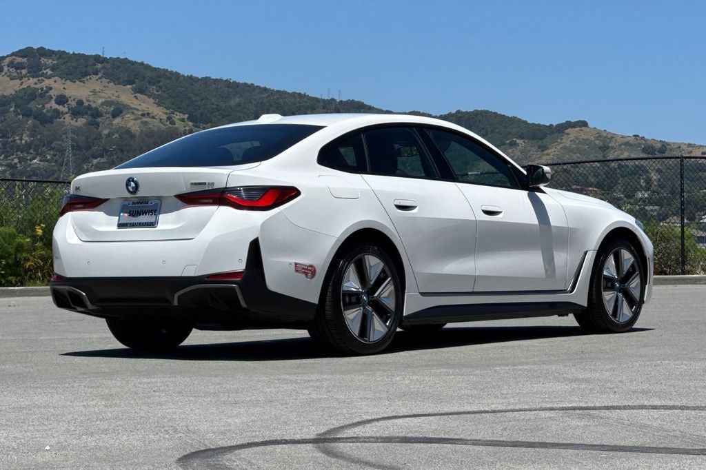 2023 BMW i4 eDrive35